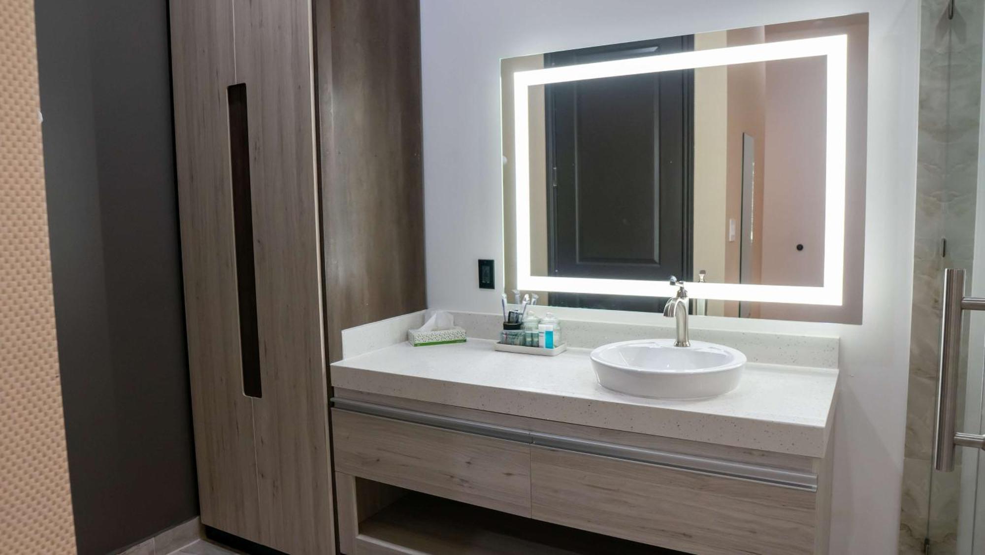 Surestay Hotel By Best Western Houston Southeast 南休斯敦 外观 照片